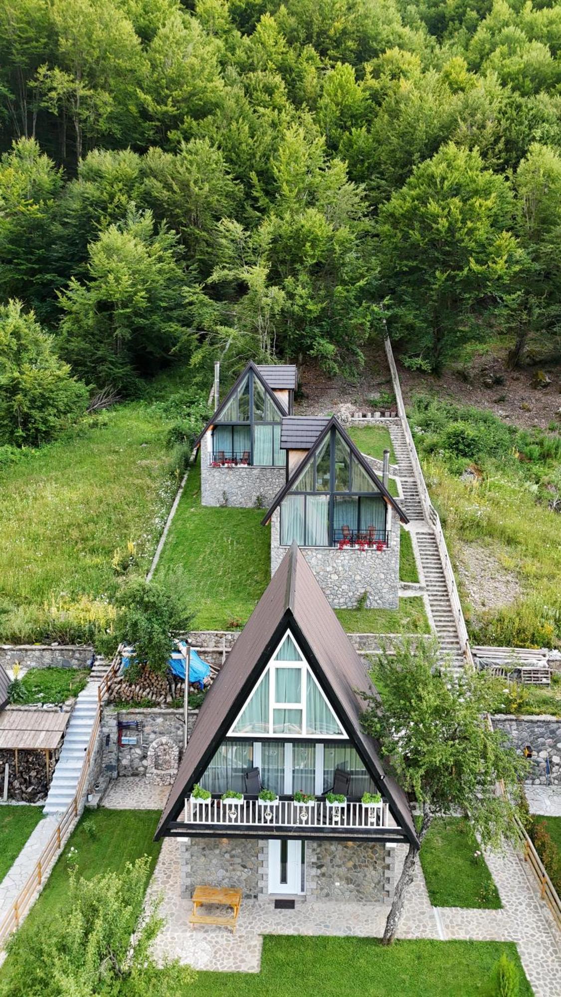 Columbus Villas Vermosh エクステリア 写真